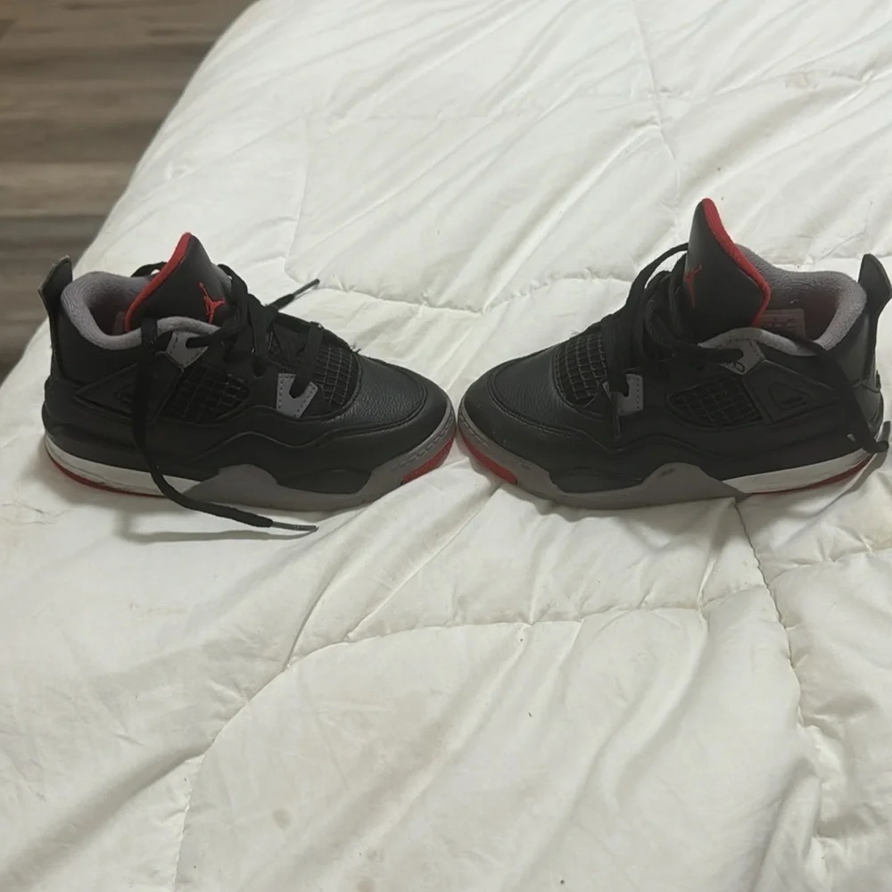 2024
Air Jordan 4 Retro TD 'Bred Reimagined' size us 10c - Picture 3 of 3